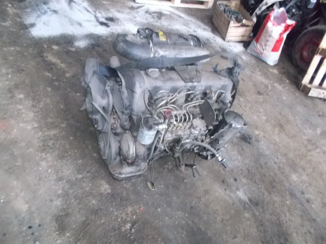 Gabbero | MOTORE USATO MERCEDES 5 CILINDRI ASPIRATO 