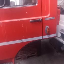 Cabina Om 50